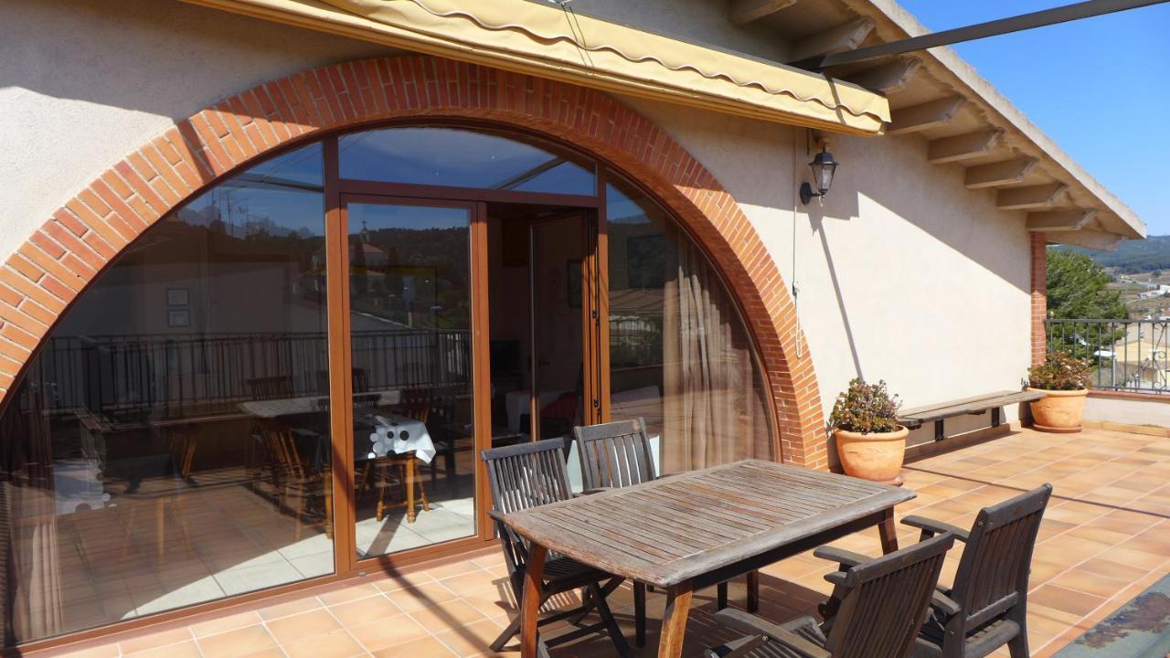 卡尔业罗尼农场酒店 Avinyonet del Penedes 外观 照片