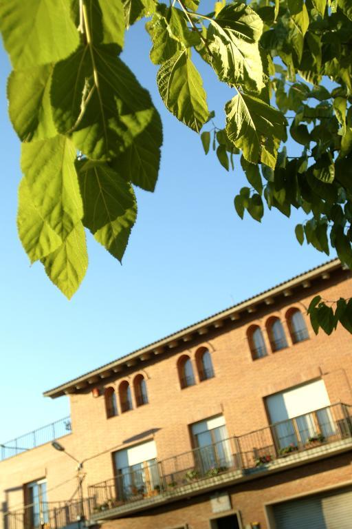 卡尔业罗尼农场酒店 Avinyonet del Penedes 外观 照片